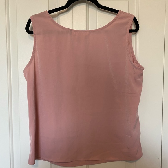 🎉5/$30 - Vintage tank top - Picture 3 of 3